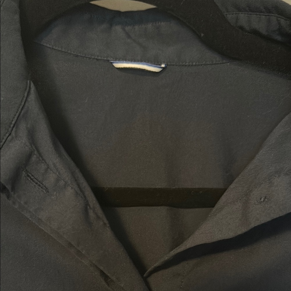Kit and Ace Black Button Down Shirt - Picture 2 of 3